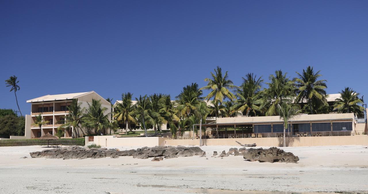 Kirimizi Hotel & Restaurante Pemba Exteriör bild